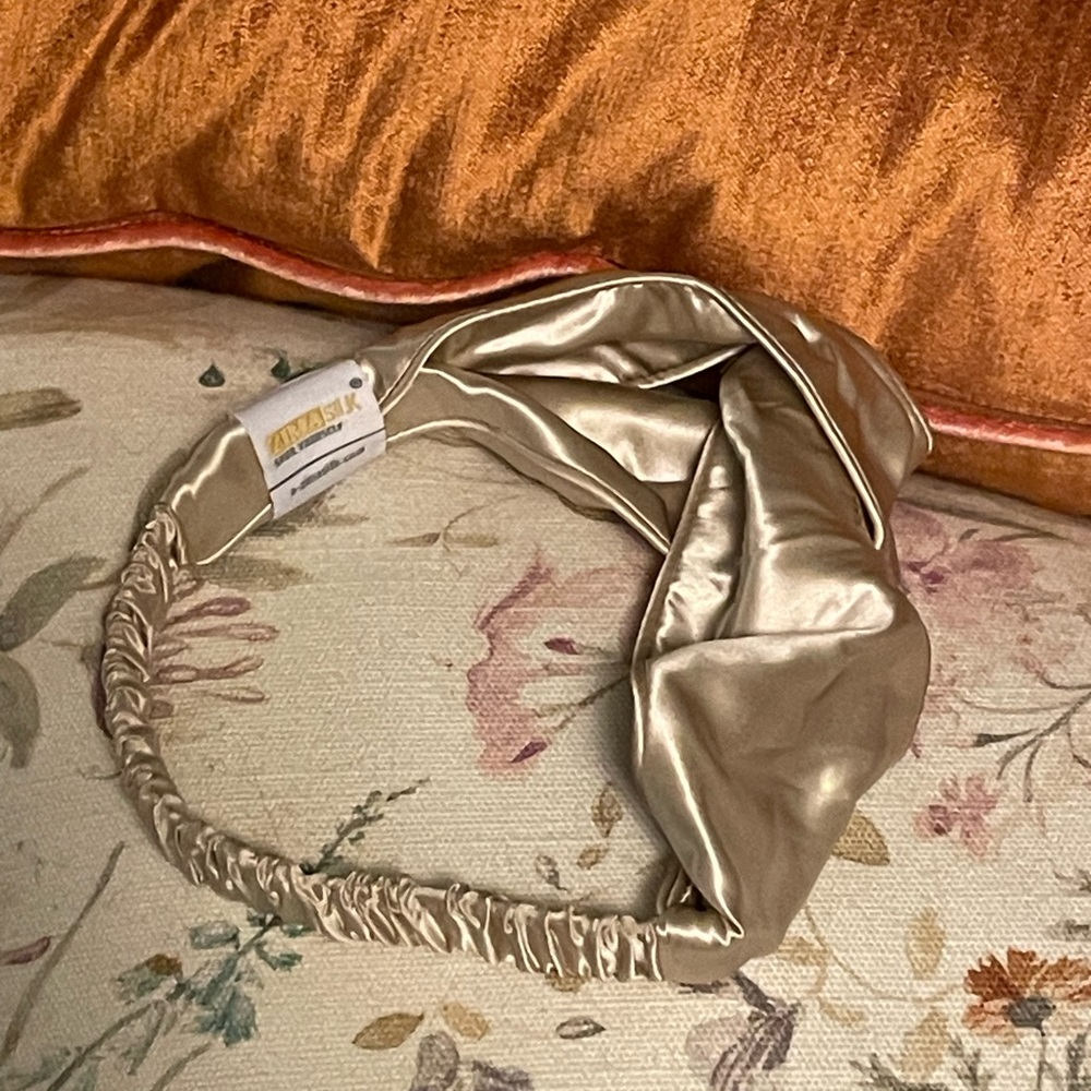 Mulberry Silk Headwrap - Picture 3 of 3